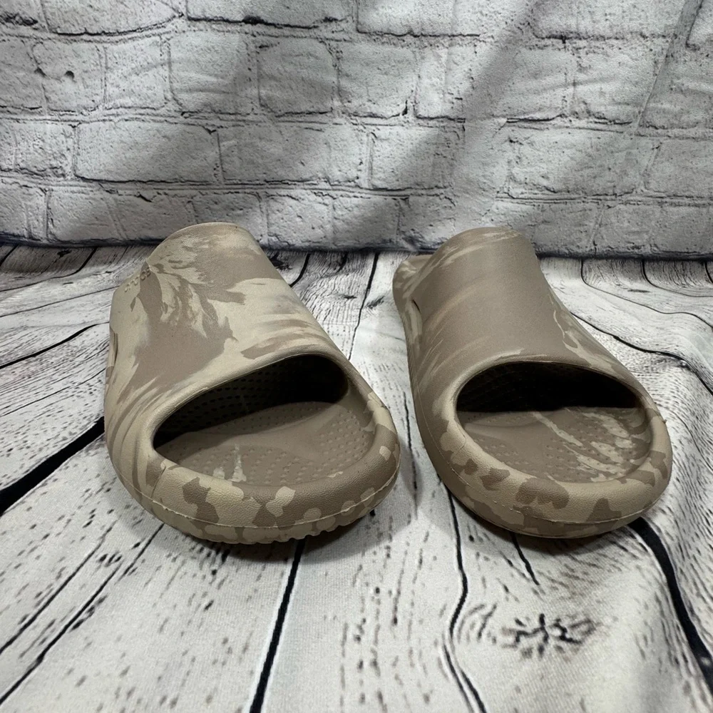 Crocs Women's Brown Mellow Marbled Slide